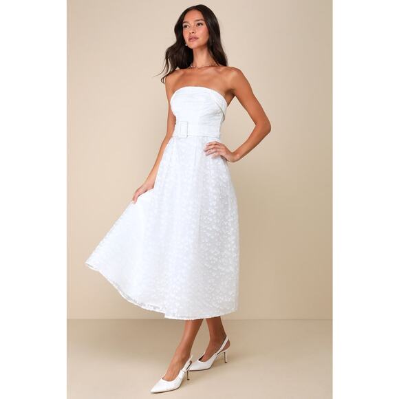 NWT Lulus Enviable Grace White Burnout Strapless Belted Midi Dress Wedding Sz M - Picture 3 of 7